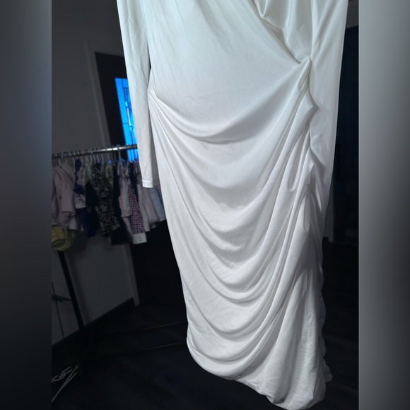 Nasty gal white scrunched v neck little dress size xs - Picture 9 of 12